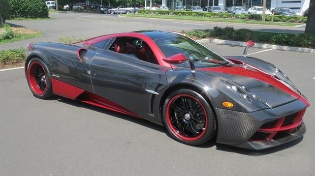 ɫ ̨Huayra